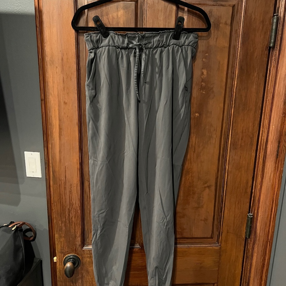 Lululemon dark grey joggers